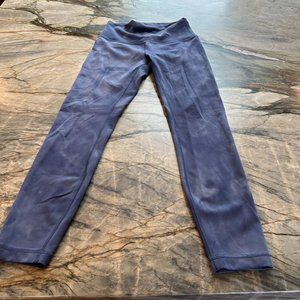 Lululemon Women pants Size 6 Blue Stretch Straight Leg Tie-dyed design